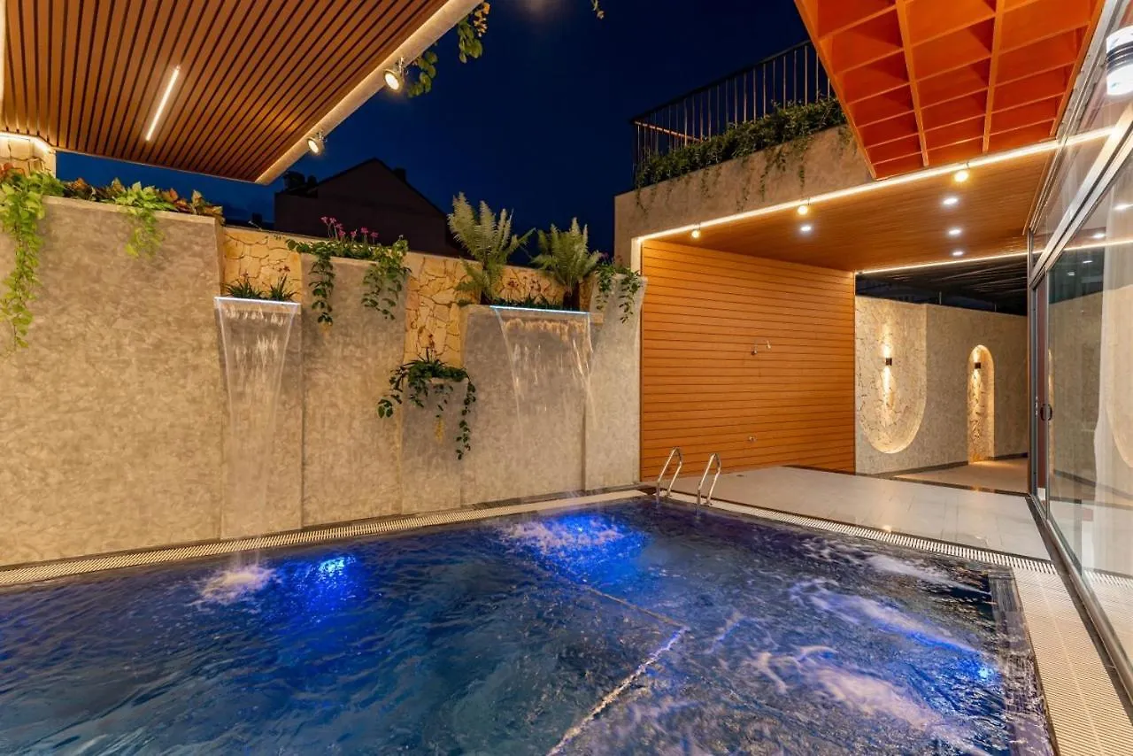 Thuong Xuyen Villa Vung Tau 0*,